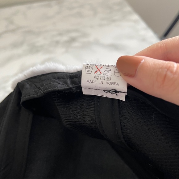 Stylenanda fleece cap hat - Picture 4 of 4